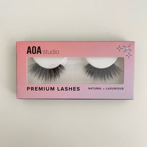 AOA Studio Lashes - Tori
